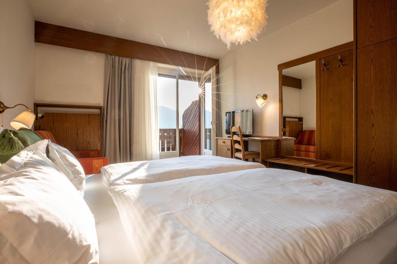 Boutique Hotel St Georgen Schenna Buitenkant foto