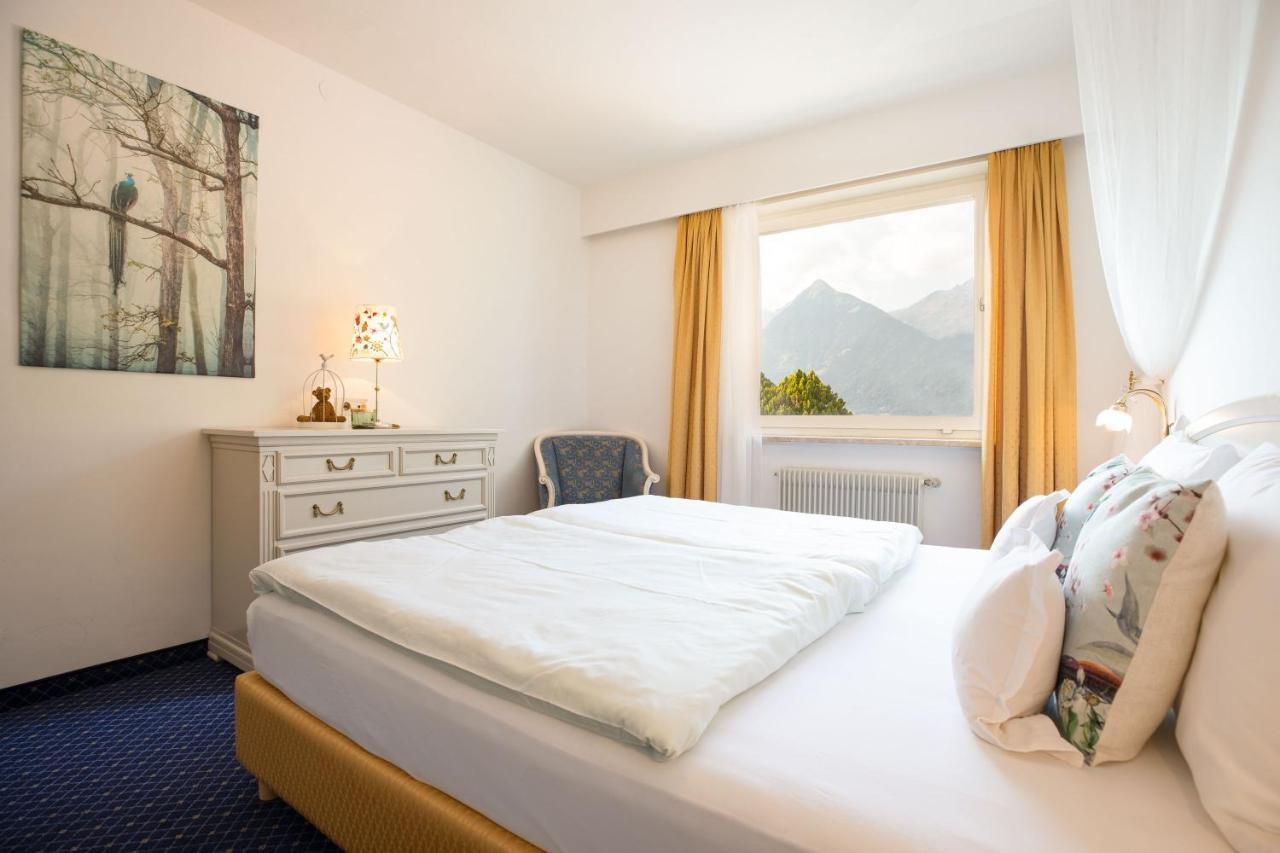 Boutique Hotel St Georgen Schenna Buitenkant foto